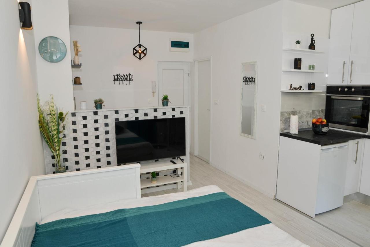 Apartment Deni Zadar Exterior photo